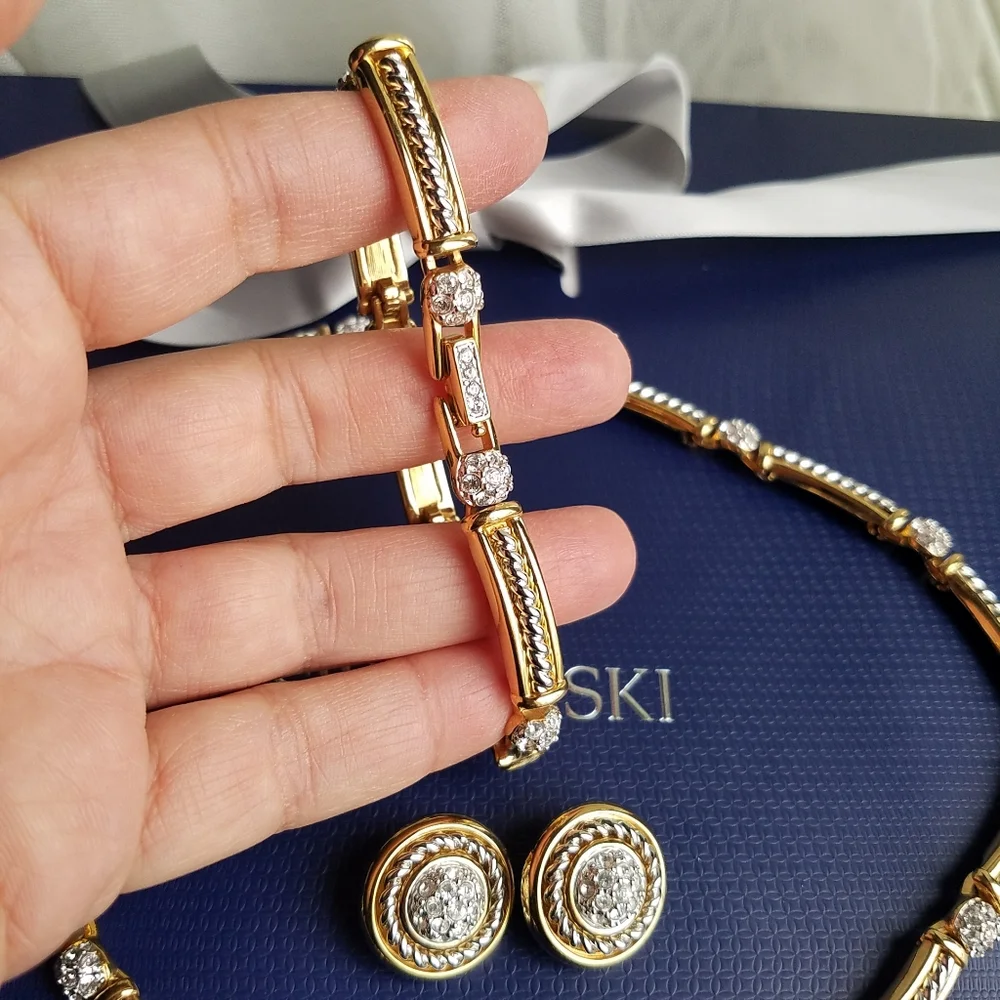 AUTHENTIC Swarovski 18k Gold Plated Tennis Necklace, Bracelet & Earrings SET - Picture 5 of 16